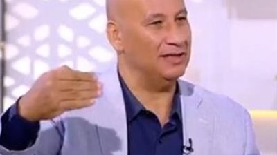 طبيب نفسي يضع 