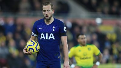 بعد تصريحاته المثيرة.. مانشستر سيتي يستهدف ضم هاري كين  