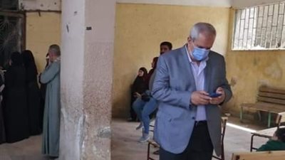 صرف المعاشات داخل 138 مدرسة بالجيزة