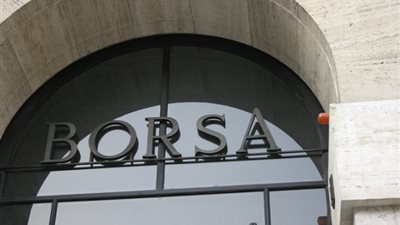 البورصات الأوروبية تواصل التراجع بنهاية التعاملات