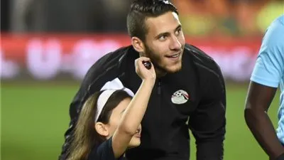 نادر شوقي يكشف موقف رمضان صبحي مع الأهلي