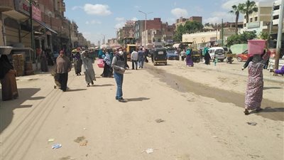 فض سوق المنصورية الأسبوعي بالجيزة للحد من انتشار كورونا