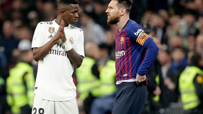 صفقة جديدة.. صراع مُحتدم بين برشلونة وريال مدريد على الجوهرة السمراء