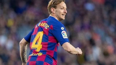 راكيتيتش يقترب من الرحيل عن برشلونة.. اعرف وجهته