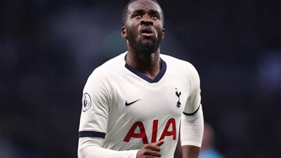 بعد تصريحاته المثيرة.. مورينيو يحسم مصير ندومبيلي