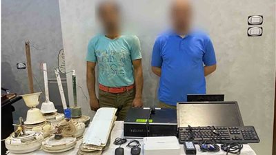 ضبط شخصين لسرقتهما أجهزة من مدرسة بأسيوط