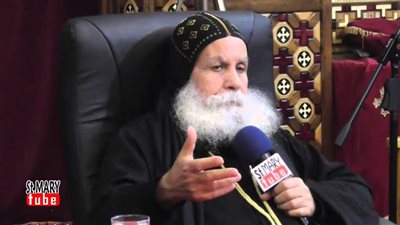 رغم سماح البابا بذلك.. مطران ساقلتة يمنع أخذ الاعتراف عبر الهاتف