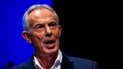 توني بلير يقترح نهجًا للتعامل مع كورونا في بريطانيا