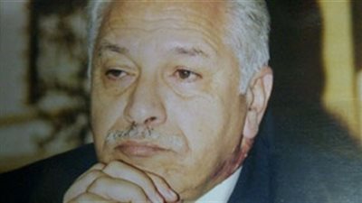 شاهد.. أستاذ مناهج يطالب بتوضيح معايير قبول المشروع البحثي للطلاب