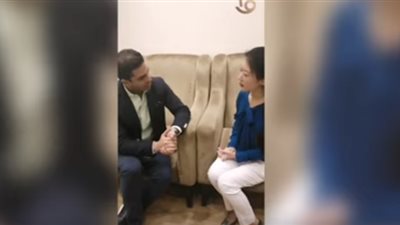 إعلامية صينية تكشف مفاجأة عن علاقة 