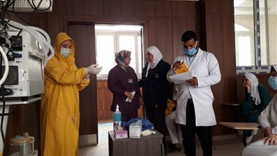 تدريب طلاب الامتياز بتمريض حلوان لمواجهة كورونا