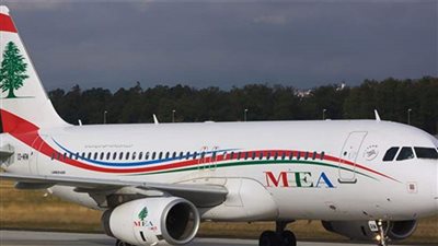 وصول أول طائرة إلى مطار بيروت الدولي قادمة من فرنسا 