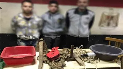 سقوط عصابة للتنقيب عن الآثار داخل أحد العقارات بالقاهرة