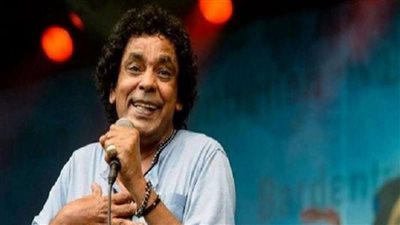 محمد منير يعرب عن فخره بالحكومة المصرية في مواجه فيروس كورونا