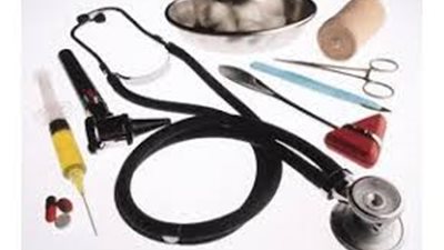 طبيبة تكشف عن دور المستلزمات الصحية في نقل فيروس كورونا