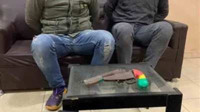 ضبط متهمين يسرقان السلاسل الذهبية من السيدات بحدائق القبة