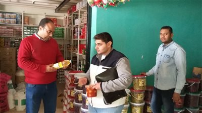 تحرير 12 محضر مخالفة أسعار وغش في حملة تموينية بالدقهلية