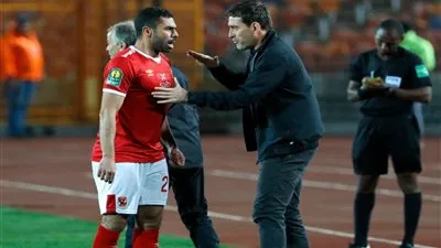 عاجل - أحمد فتحي يفتح الباب من جديد أمام استمراره مع الأهلي