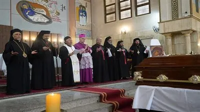 إيبارشية السريان الكاثوليك بالقاهرة تشيع جثمان المطران يوسف حنوش
