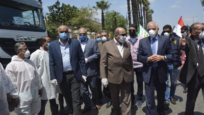 محافظ الجيزة يكشف تفاصيل تعقيم وتطهير 2500 شارع ومنطقة
