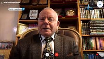 أستاذ فيروسات يكشف توقيت انحسار 