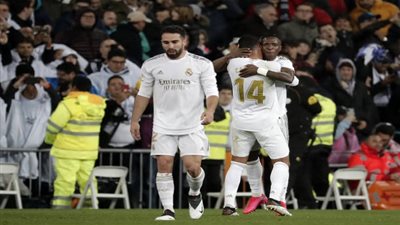 ريال مدريد يهدد حياة لاعبيه بفيروس كورونا