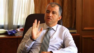 اتحاد الصناعات يعاود العمل بعد انتهاء أعمال تعقيمه 