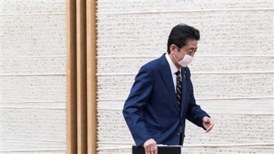 مقطع فيديو يثير ضجة لرئيس الوزراء الياباني