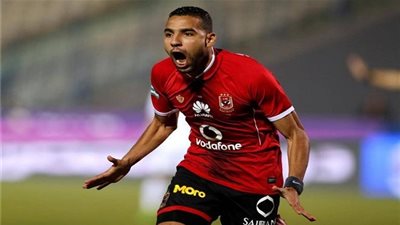 الأهلي يحتفل بعيد ميلاد مؤمن زكريا