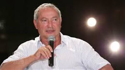 سميح ساويرس يحذر من كارثة بشأن العمالة غير المنتظمة