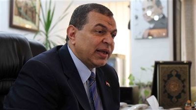 وزير القوى العاملة ينفي شائعة خطيرة بشأن منحة العمالة غير المنتظمة (فيديو)