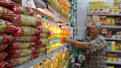 الزراعة تناشد المواطنين بعدم التكالب على شراء السلع