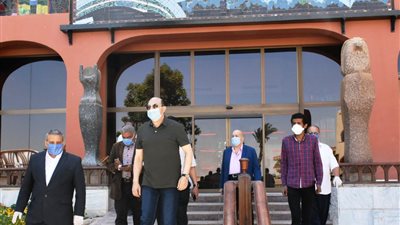 محافظ أسوان: منع التجمعات وتعليق الرحلات النيلية فى شم النسيم