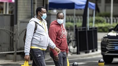 مطعم بالصين يمنع ذوي البشرة السمراء من الدخول خوفاً من إصابتهم بـ