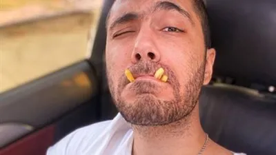 ببطاطس محمرة.. باهر النويهي يشارك جمهور بصورة فكاهية عبر 