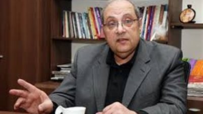 رئيس اتحاد المصريين في أوروبا: أطباء مصريين ضمن الطاقم المعالج لرئيس وزراء بريطانيا