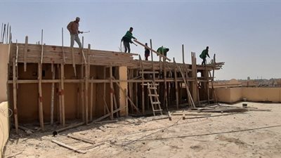 جهاز مدينة الشروق ينفذ إزالة فورية لمخالفة بناء ويصادر الخامات