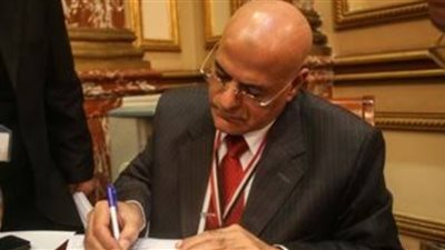 برلماني يطالب بحل أزمة مصروفات التيرم الثاني بالمدارس الخاصة