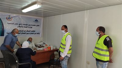  رئيس جهاز مدينة ناصر: قافلة طبية للكشف على العاملين بالمواقع 