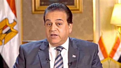 وزير التعليم العالي: التدريبات والامتحانات العملية تستكمل بعد انتهاء تعليق الدراسة (صور)