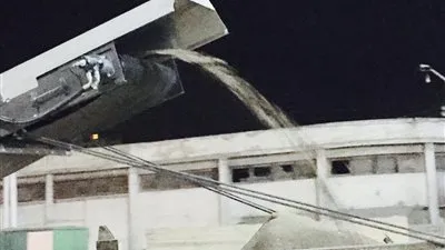 حملات ليلية للتطهير والتعقيم بشوارع الدقهلية وقت الحظر (صور) 