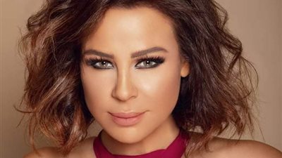 كارول سماحة تستطلع رأي جمهورها في أوبريت 