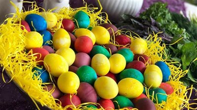 بيض شم النسيم | أفكار جديدة وطبيعية تسعد الأطفال لتلوين البيض في شم النسيم.. وكوارث يسببها تلوين البيض