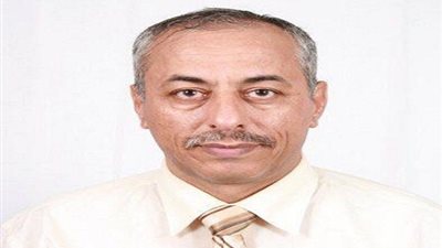 أكاديمي بجامعة عدن يكشف لــ