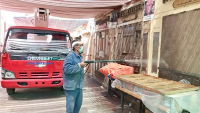 تطهير وتعقيم مترو العتبة وسور الأزبكية