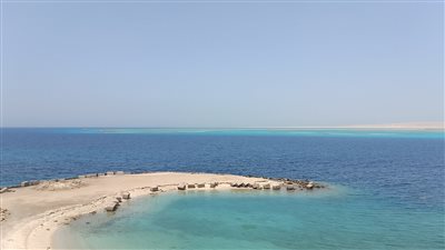 لأول مرة شواطئ الغردقة خالية من المواطنين فى شم النسيم 