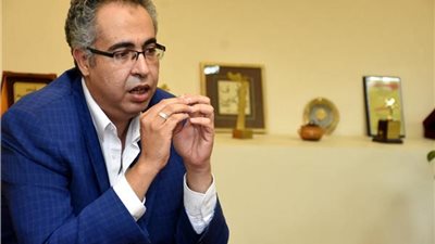 رئيس البيت الفني للمسرح يكشف تفاصيل مباردة 