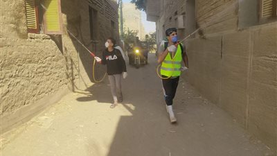 محافظ قنا: تطهير 939 منشأة و108 شوارع و6 مواقف أجرة 