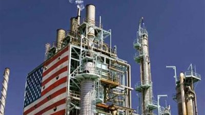 عقود النفط الأمريكي تسليم يونيو تهوي 52% إلى 9.74 دولارا للبرميل