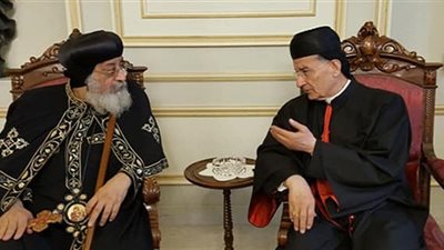 البطريرك بشارة الراعي يعزي البابا تواضروس في القس رويس الأورشليمي 